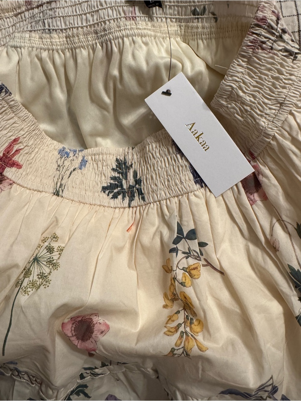 Aakaa Cream Floral Tiered Midi Skirt with Side Slit - Picture 4 of 4
